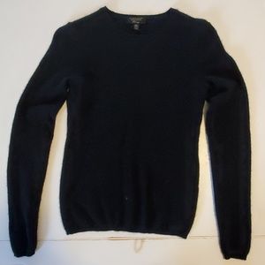 Cashmere sweater